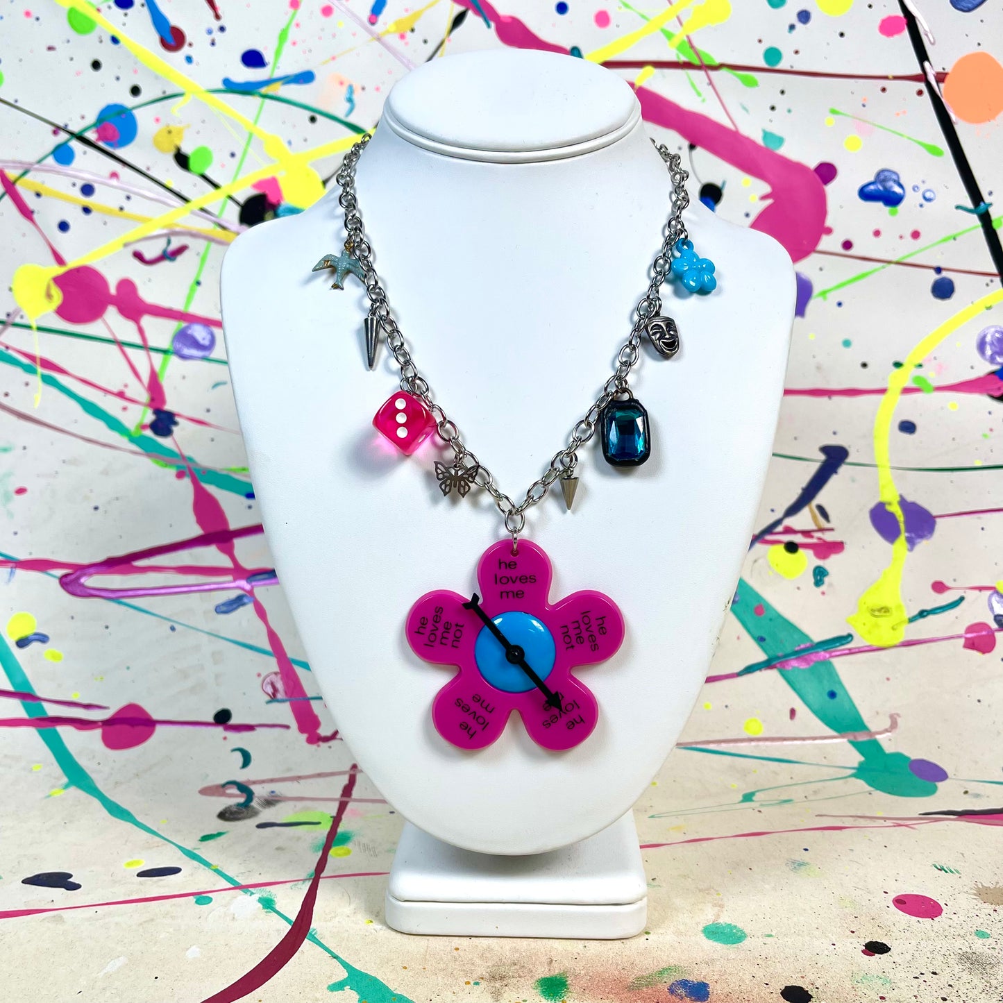 He Loves Me Not Spinner Necklace Pink